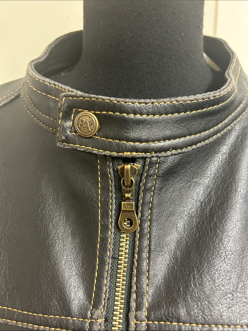 PX Genuine black jacket featuring a minimalist café racer aesthetic. Large - Picture 2 of 13